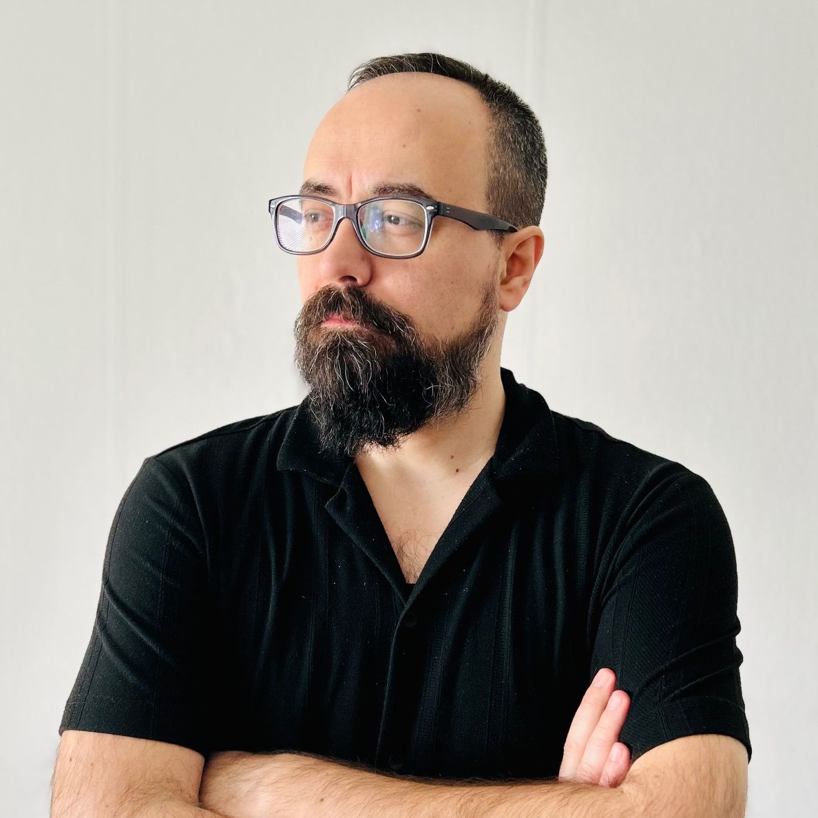 Dr. Devrim Vardar